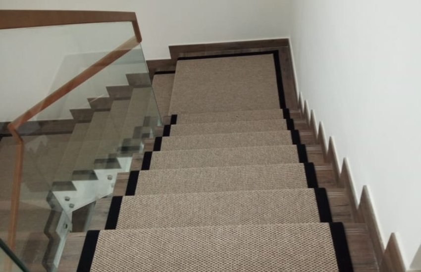 stair carpet design Dubai