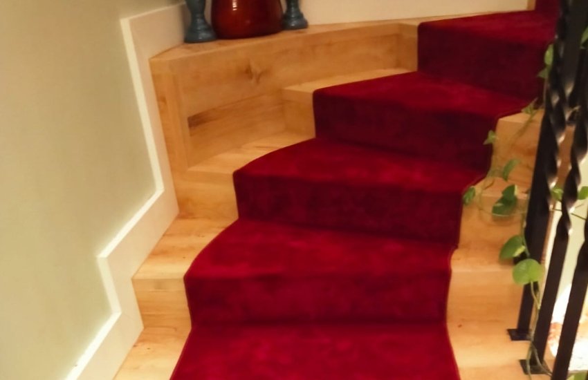 stair carpet price in Dubai