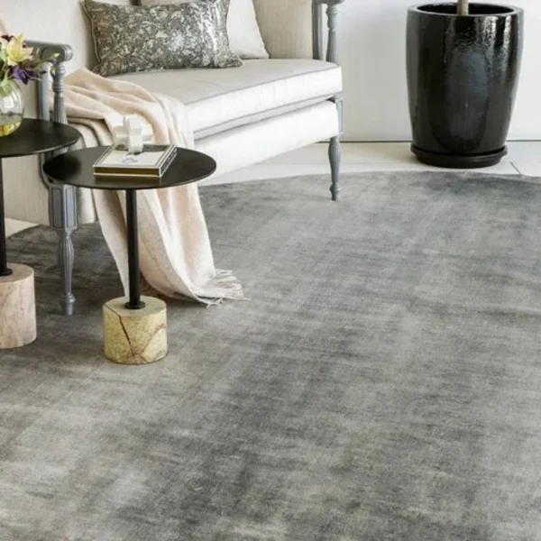 All Over Ombré Effect Design Grey Round Rug
