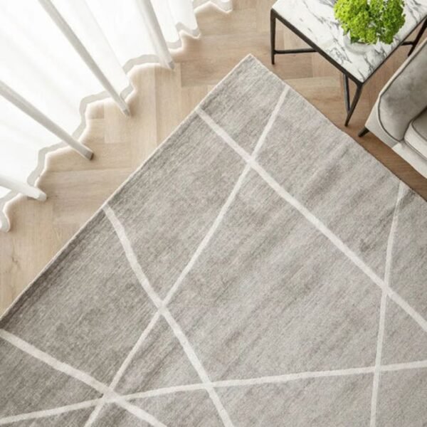 Grey Grid Style Carpet