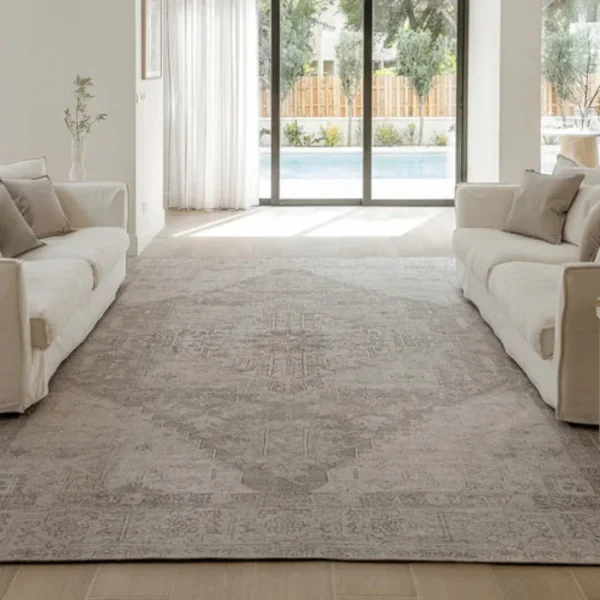 Decorative Central Diamond Rug