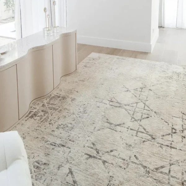 Faded Criss-Cross Patterned Rug for Modern Homes