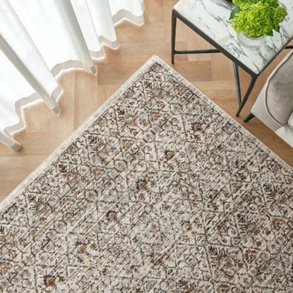 Faded Traditional Diamond Pattern Rugs image 3