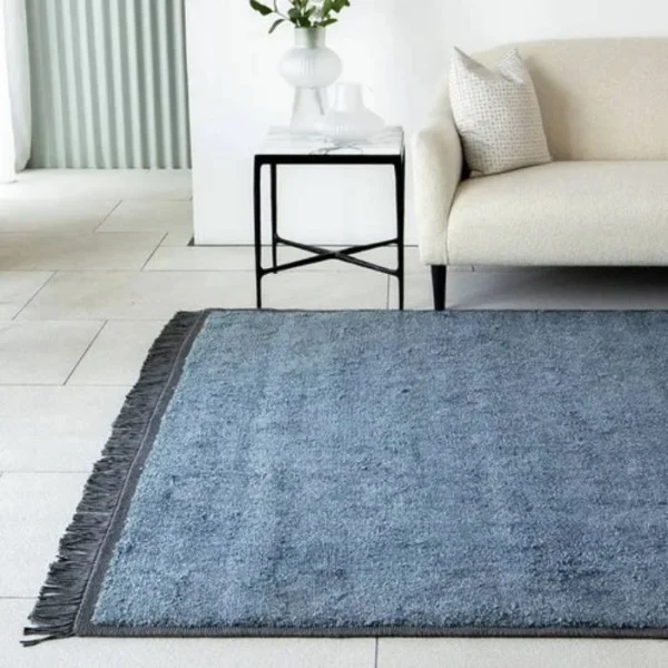 Fringe Detailed Rug - Image 2