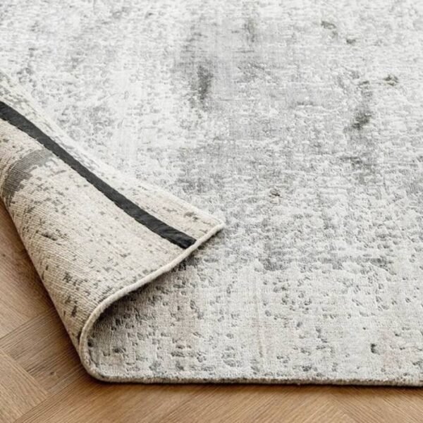 Rug with abstract grey rustic pattern