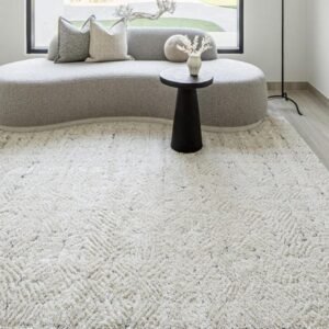 High-pile beige rug with fuzzy surface