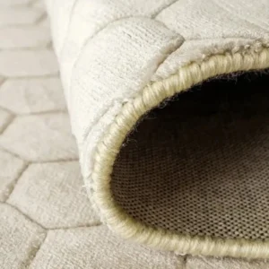 Honeycomb Patterned Round Rug image 1