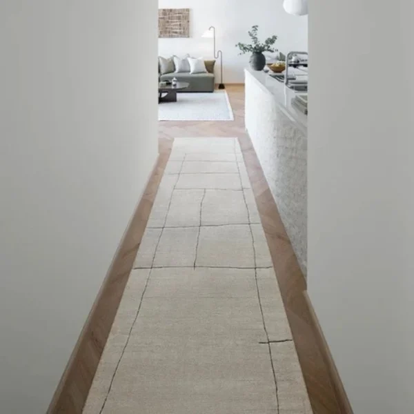 Irregular Line-Drawn Patterned Runner Rugs