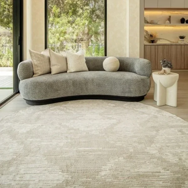 Large Diamond Patterned Round Rugs