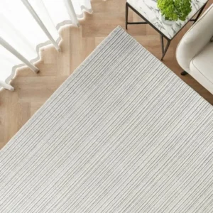 Mixed-pile floor rug with thin lines