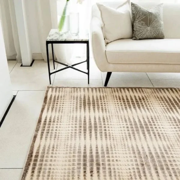 Neutral-toned rug in beige and ivory