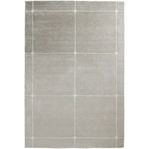 Carpet with oversized squares