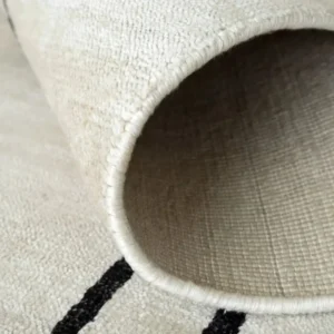 Pearl With Black Bordered Round Rugs image 2