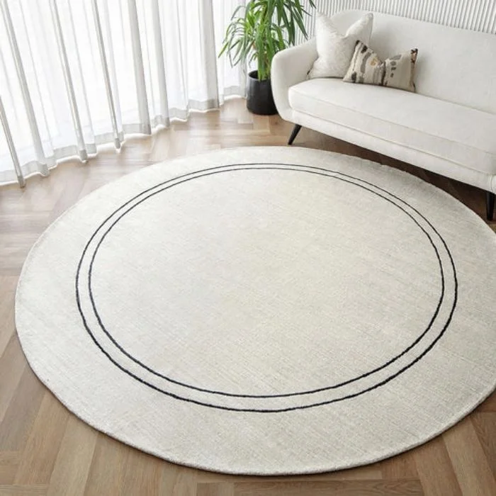 Pearl With Black Bordered Round Rugs