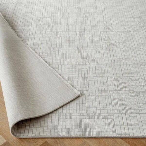Rug with ivory and grey block pattern