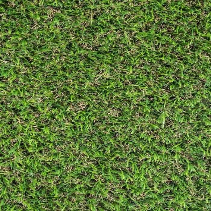 Sprucepark 25mm newly mowed.