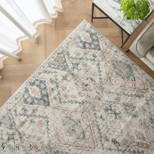 Woven pattern with faded diamond look