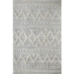 Raised diamond patterned rug