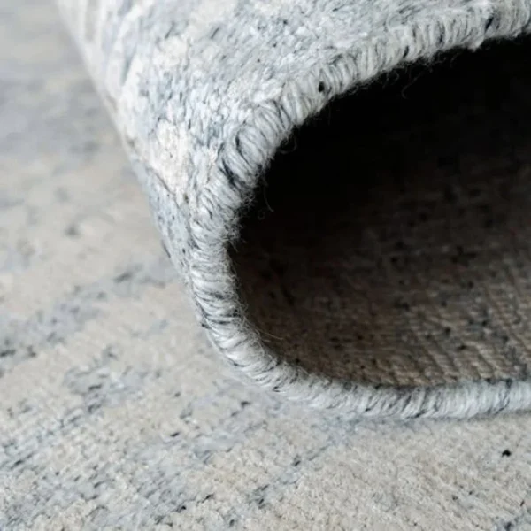Textured Rectangle Patterned Round Rugs image 2