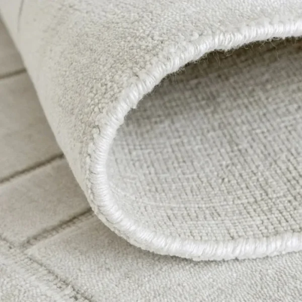 Textured White Pattern Rug