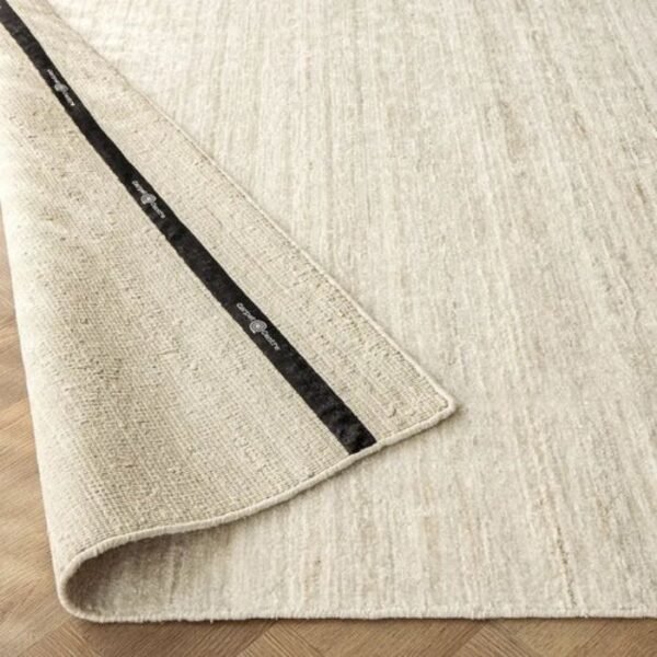 Highly textured surface rug design