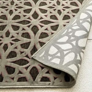 Purple and grey rug with classic pattern