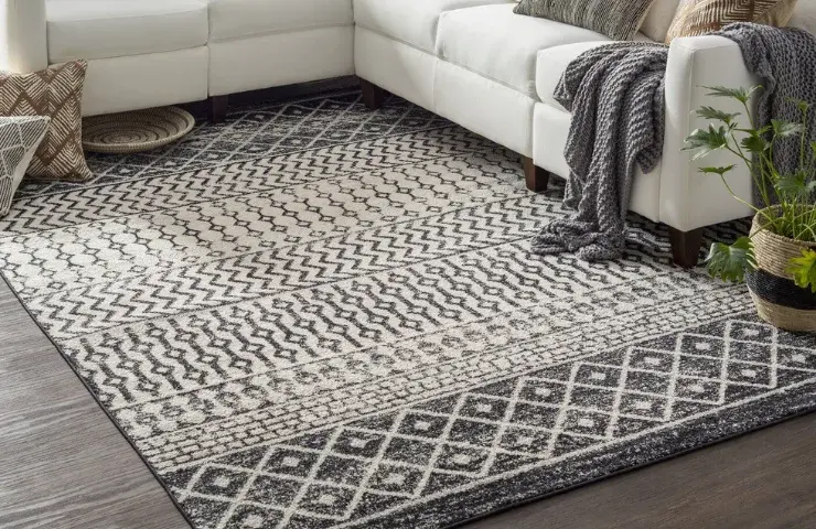 Area Rug Basement in Dubai