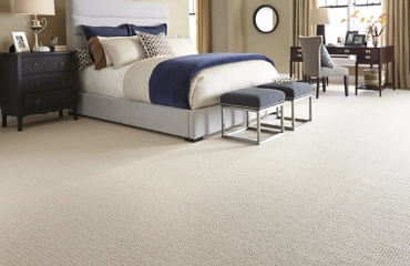 Luxurious Bedroom Carpet in Dubai