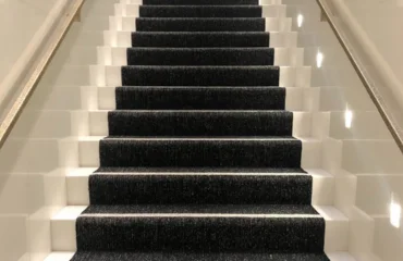 Modern Hostell Stair Carpet in Dubai