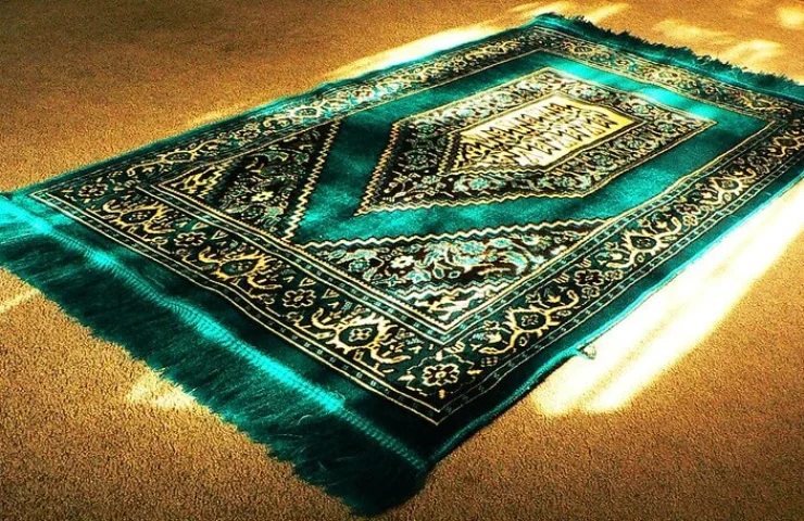 Prayer Residential Blasphemy carpet in Dubai