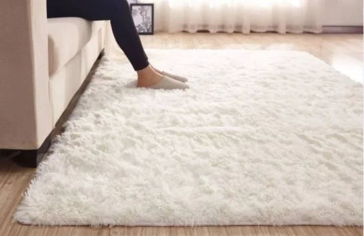 Soft Carpet Size 1.2 m x 1.6 m in Dubai
