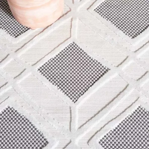 Cabana Power Loomed Round Rug img 2