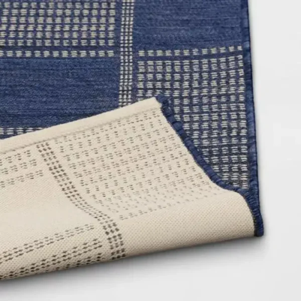 Checkered Outdoor Area Rug img 2
