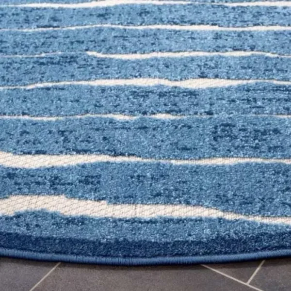 Cottage Power Loomed Round Rug img 1