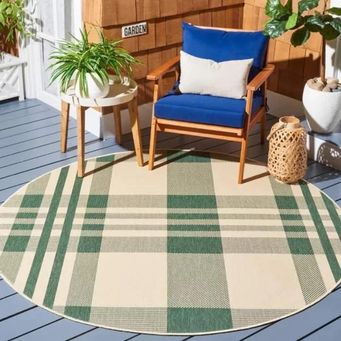 Courtyard Power Loomed Round Rug