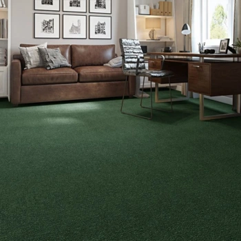 Custom green carpet installation service UAE