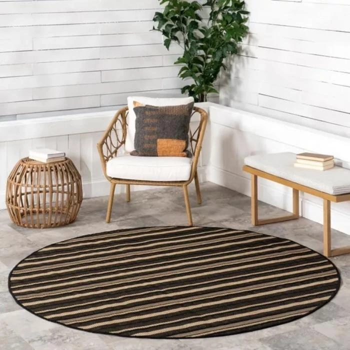 Gazania Striped Round Rug