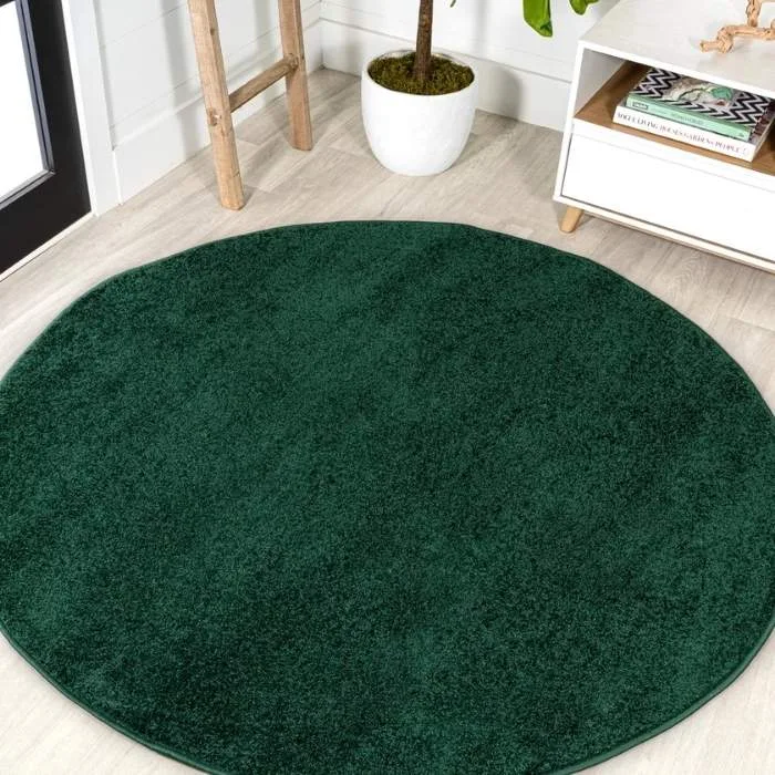 Haze Solid Low-Pile Round Rug