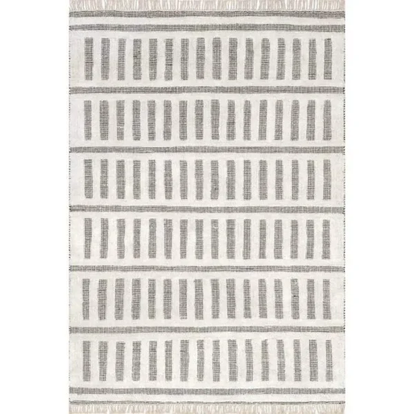 Merrick Tasseled Area Rug img 3