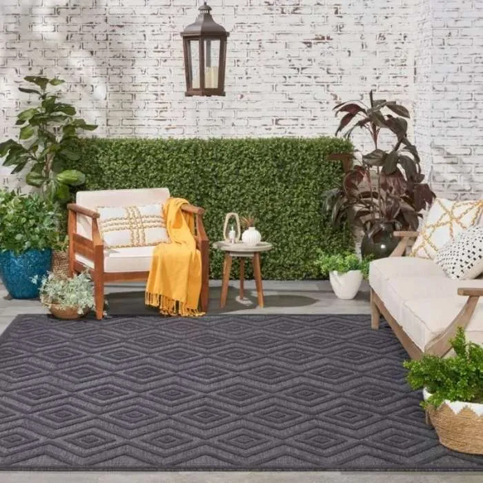 Solid Diamond Outdoor Rug