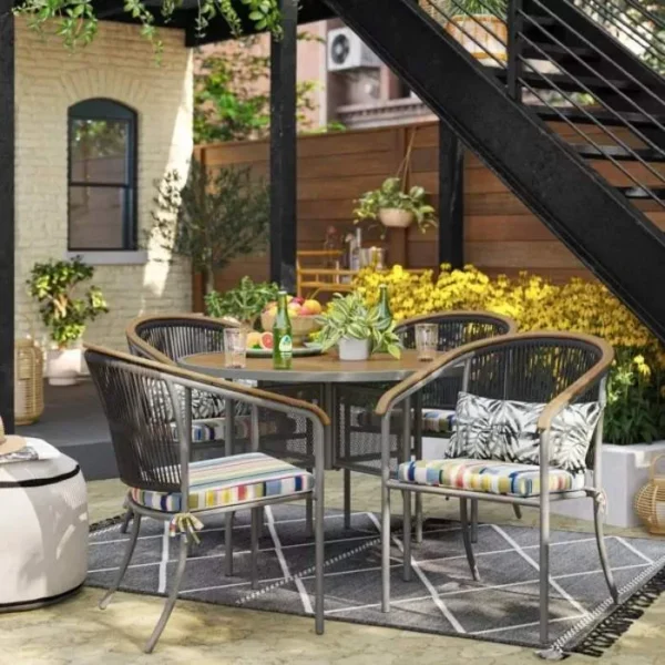 Tapestry Braid Outdoor Rug