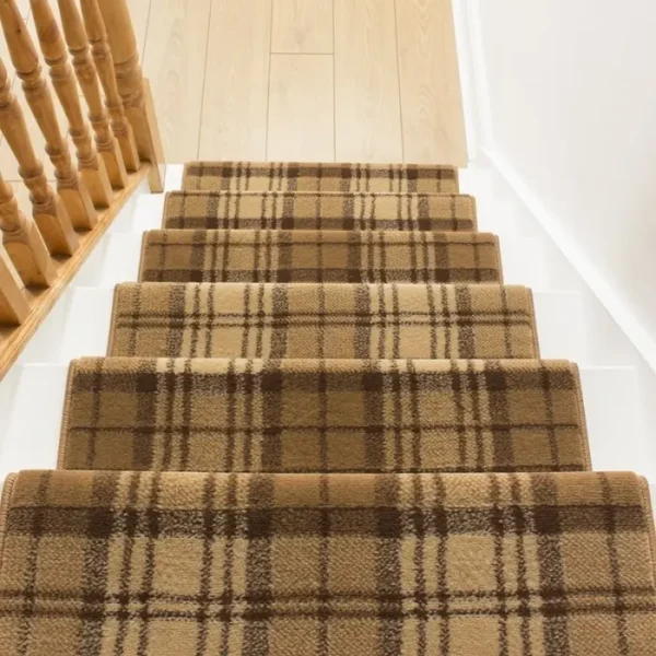 Tartan Gold Stair Carpet image 3