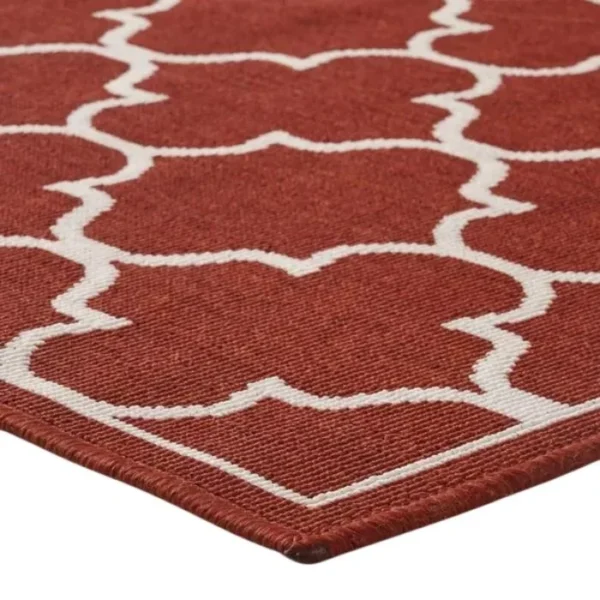 Thornhill Geometric Outdoor Rug img 2
