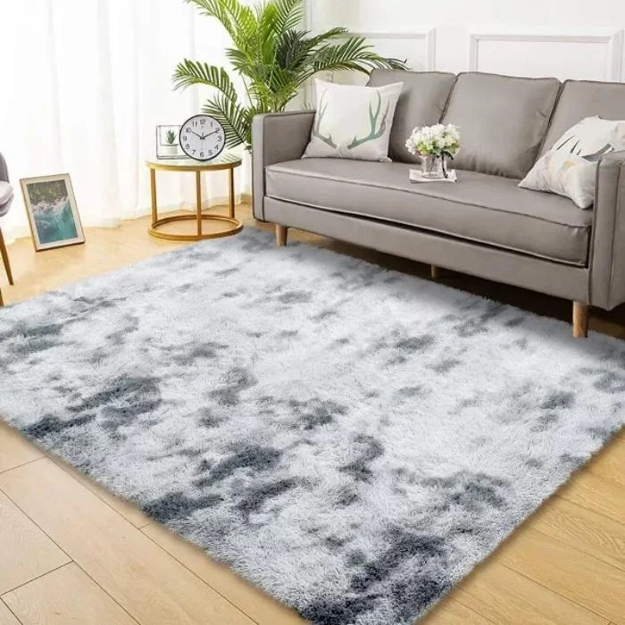 Tie-Dyed Shaggy Rug