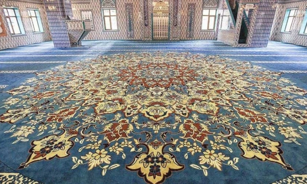 Mosque carpet designs in Dubai