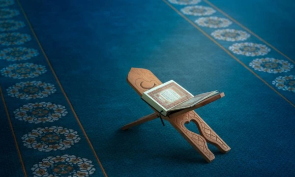 Prayer Carpets Dubai