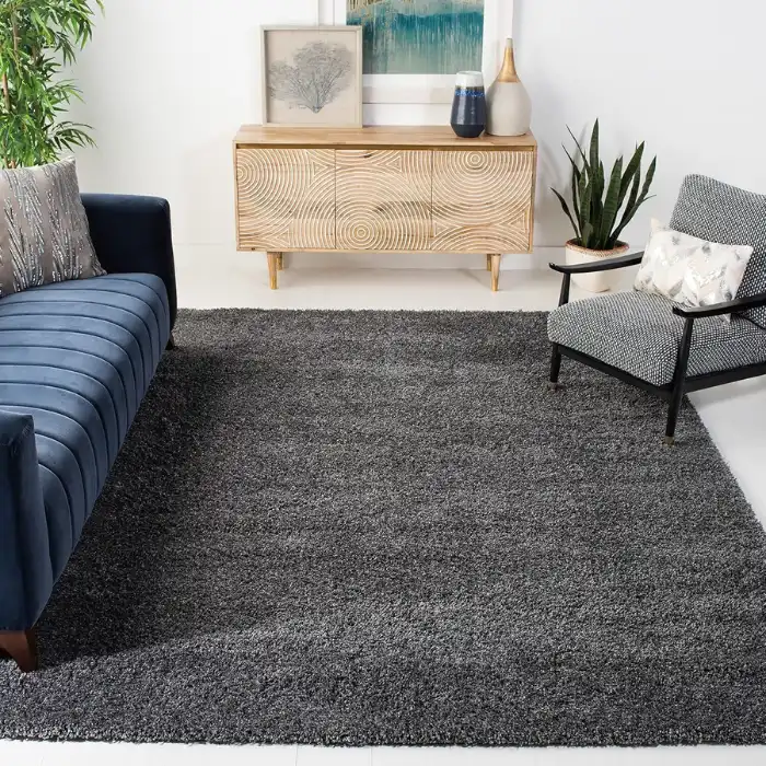 grey shaggy carpets